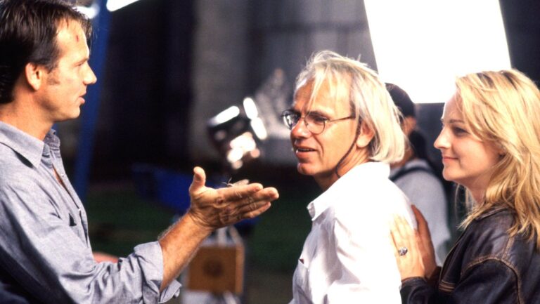 Jan de Bont on Flying Cows, Philip Seymour Hoffman and the Enduring ...
