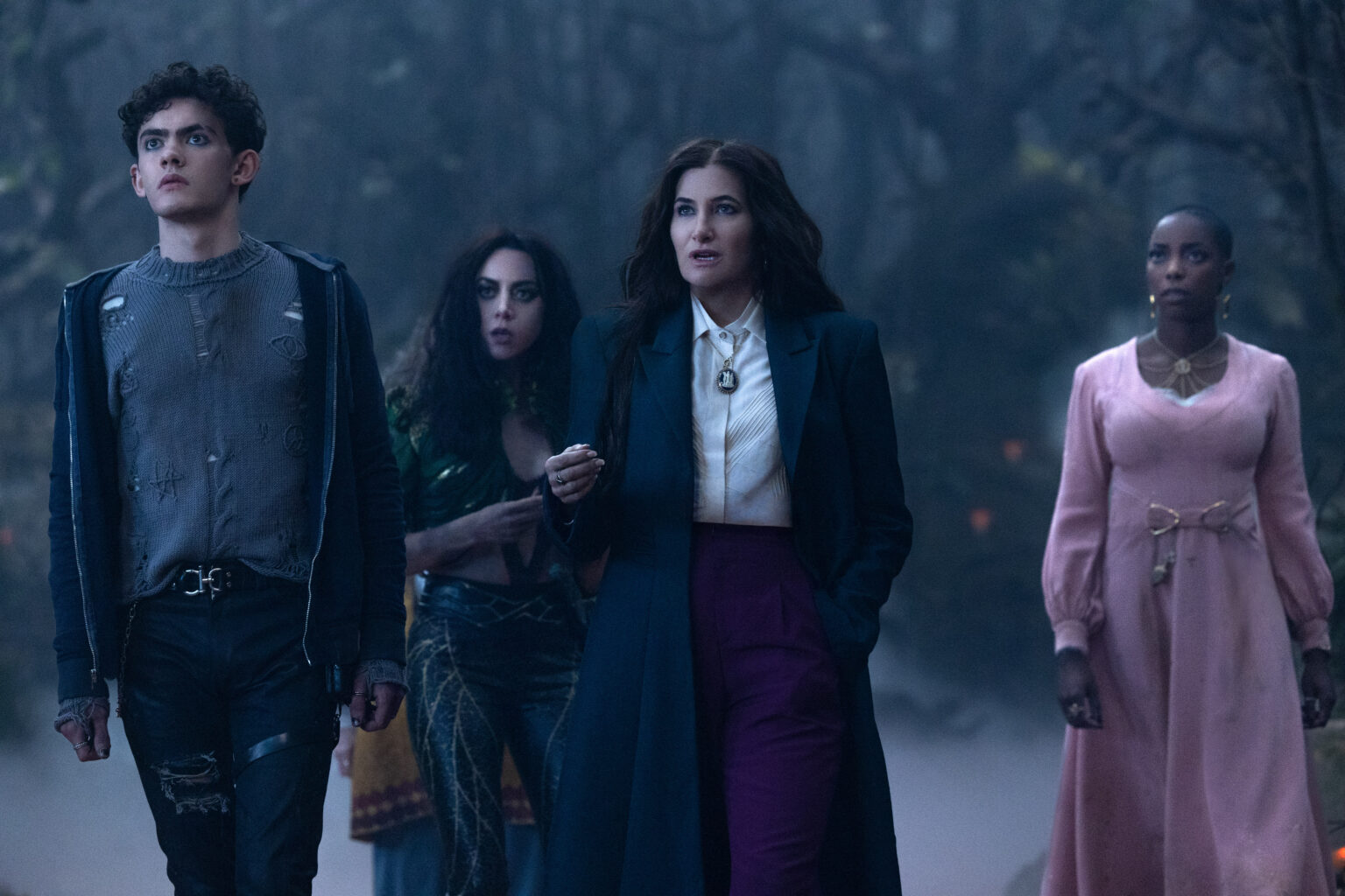 “Agatha All Along” Wastes Supernatural Powers of an Excellent Cast | TV