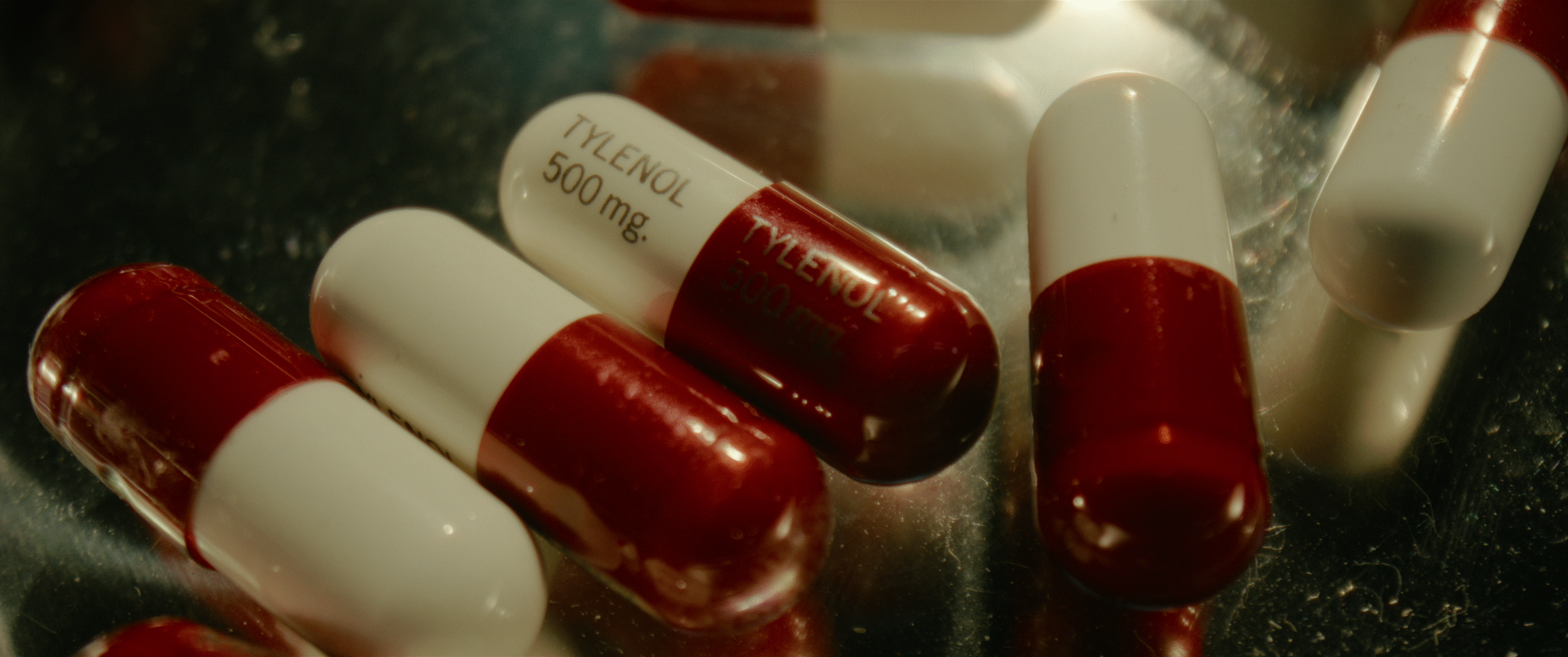 Netflix Unpacks One of Chicago’s Most Infamous Unsolved Mysteries in “Cold Case: The Tylenol Murders”