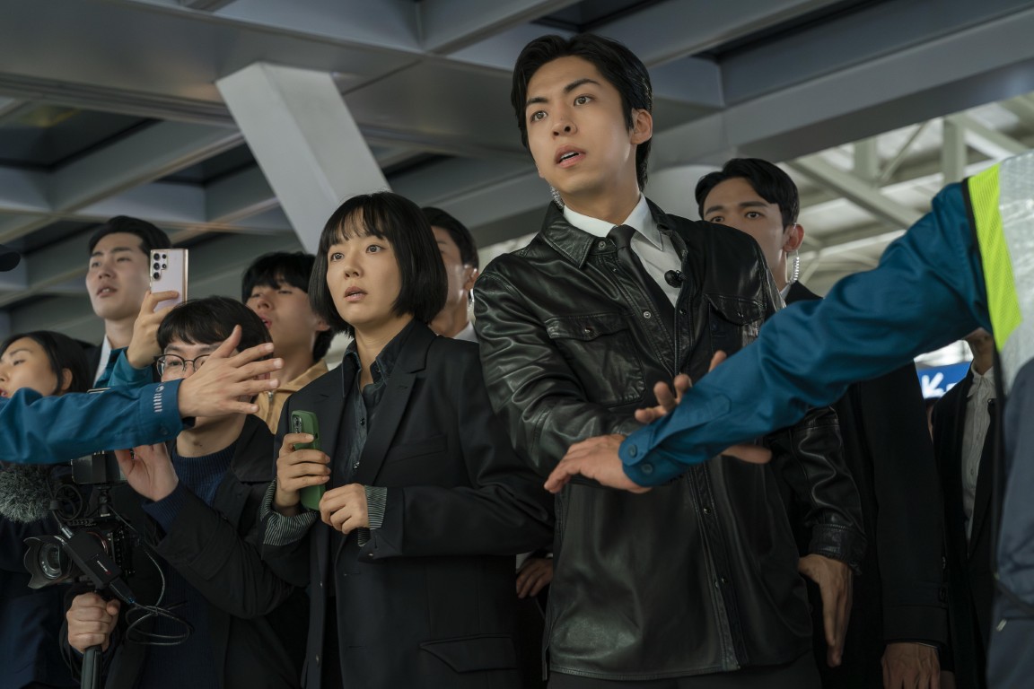 Hulu K-Drama "Tempest" Grapples with the Inevitability of War and the Dream of Peace | TV/Streaming | Roger Ebert