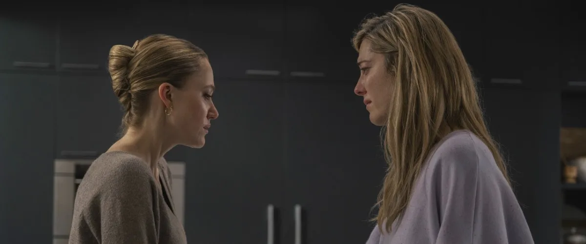 The Hand That Rocks the Cradle Hulu Remake Movie Review