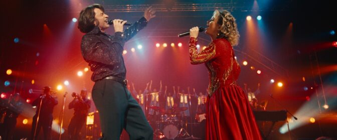 Song Sung Blue Hugh Jackman Kate Hudson Movie Review