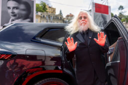 You Have to Commit: Robert Richardson on “Robert Richardson: The White Devil”