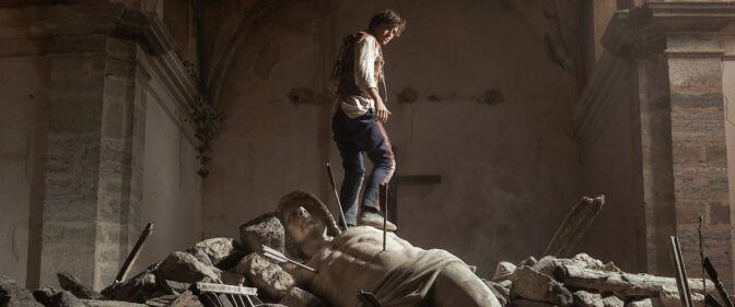 La Bola Negra Penelope Cruz Glenn Close Netflix Queer Film Review